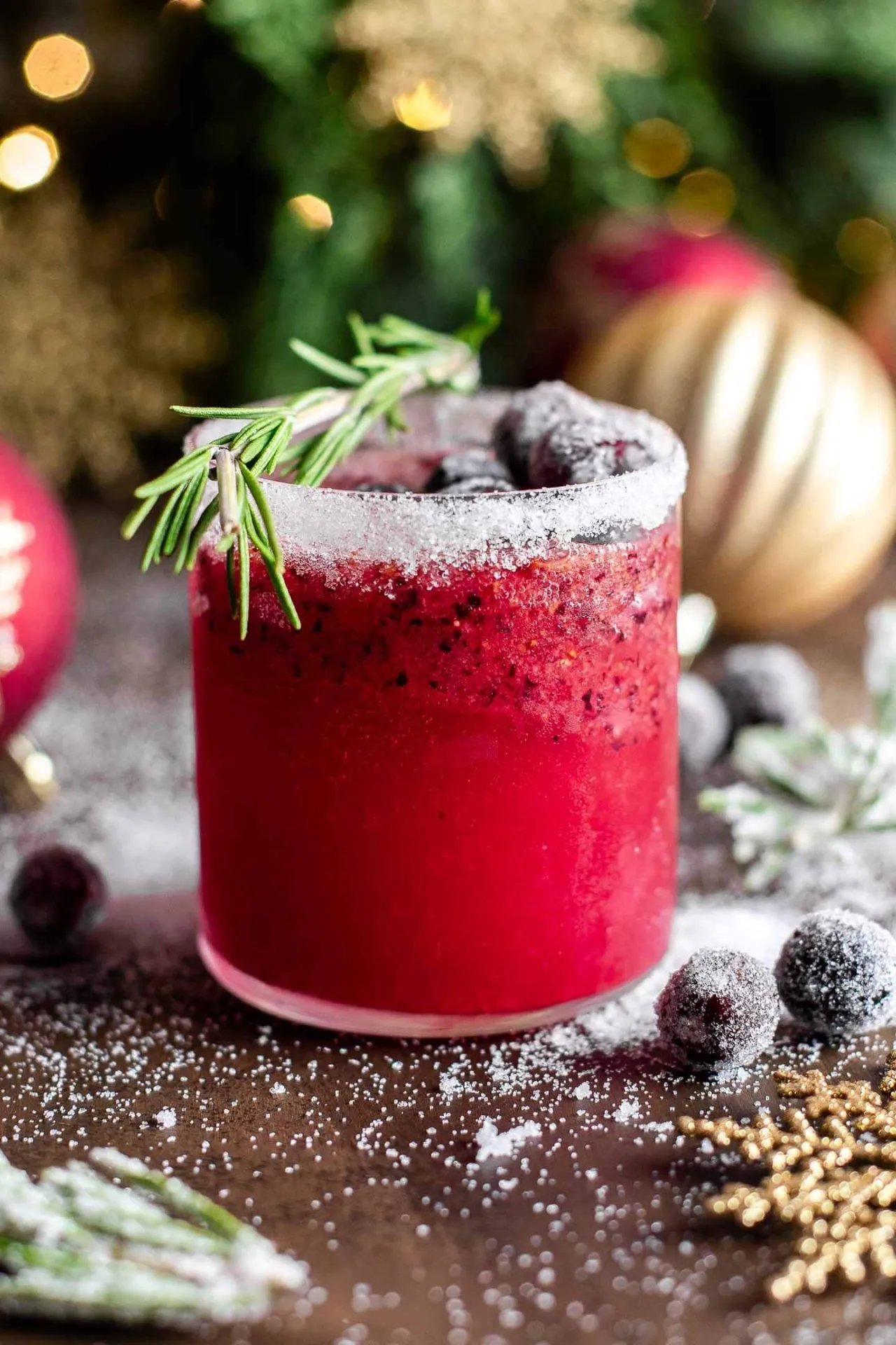 frosted mistletoe punch mocktail 1 2 scaled